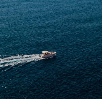 EXPÉRIENCES EN BATEAU À VIVRE SUR LE BASSIN CET ÉTÉ