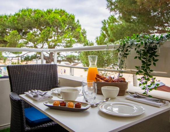 Hotel Le B d'Arcachon - breakfast