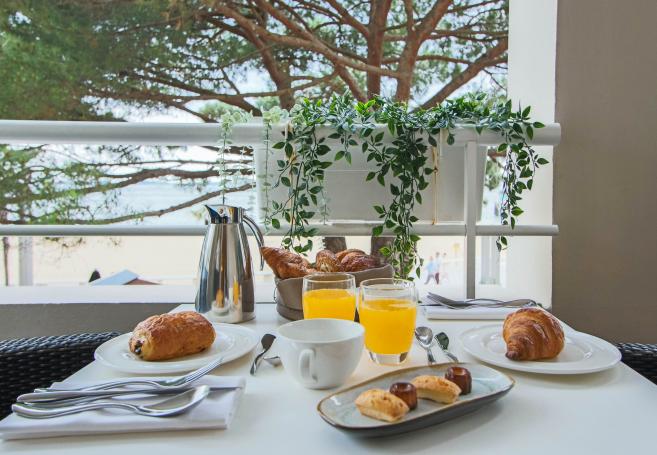 Hotel Le B d'Arcachon - petit déjeuner